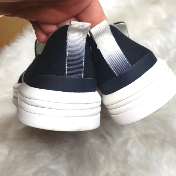 Franco Sarto Maldives Slip Ons Black canvas 7.5 - Picture 11 of 14